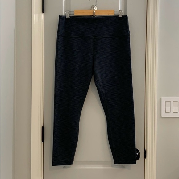 Lululemon Wunder Train High-Rise Tight 25 inches size 14 - Picture 6 of 6